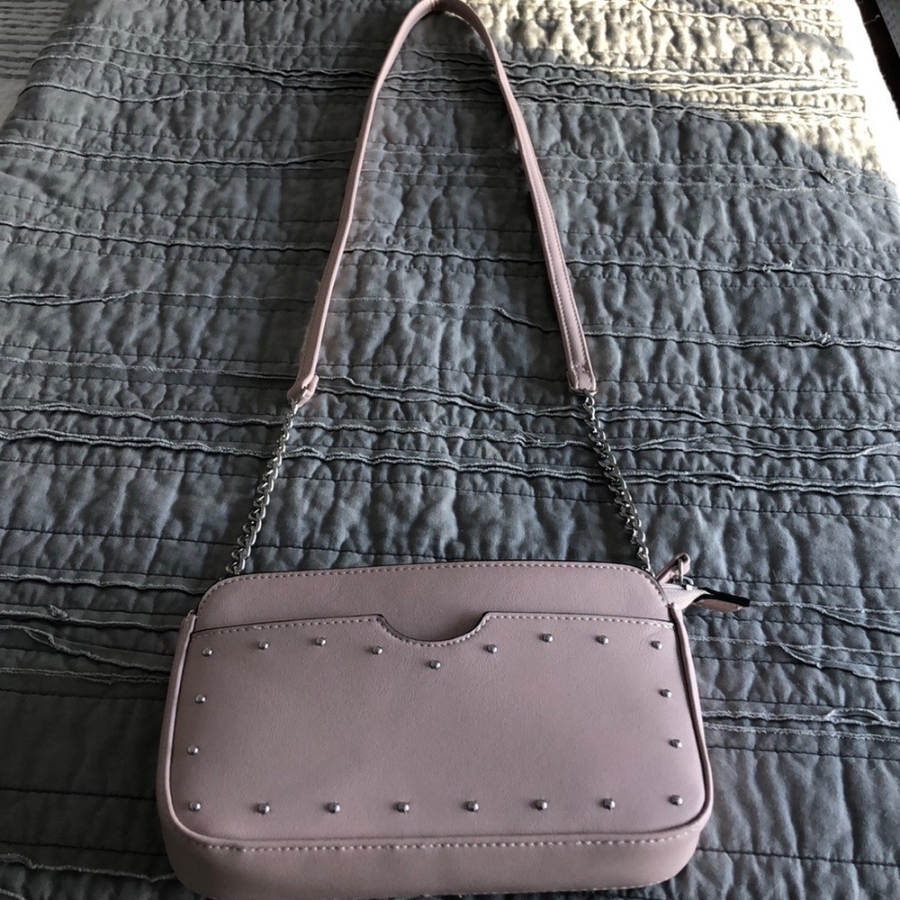 Express cross body purse.   Beautiful dusty pink.